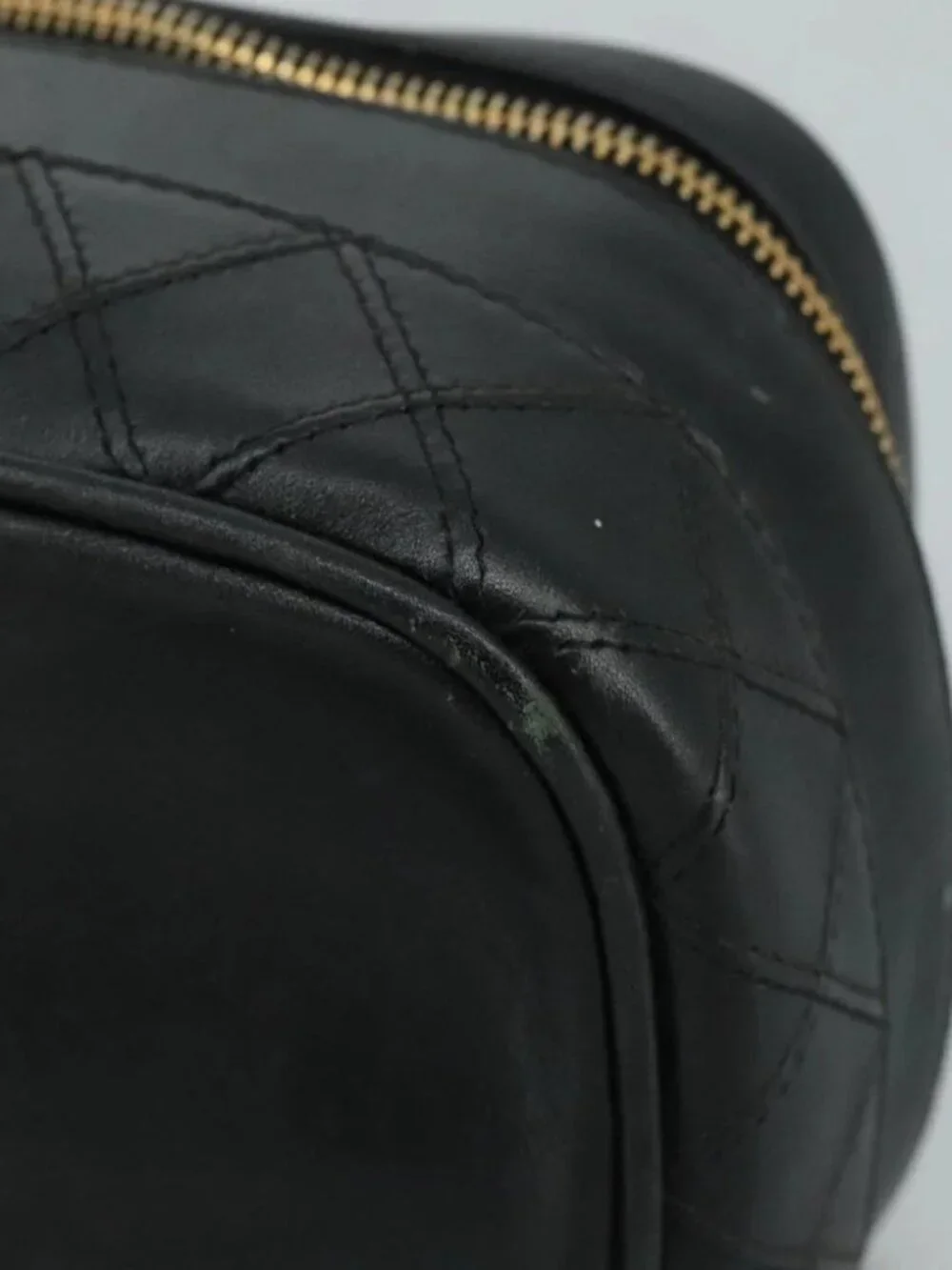 CHANEL Bicolore Vanity Hand Bag Leather Black Gold CC Auth 108585